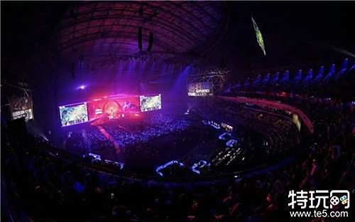 莱斯科特：孔帕尼做啥都会成功，哪怕是刚果总统或比利时首相