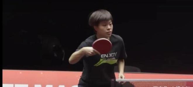 他是申花最被低估的球员，为俱乐部宁愿枯坐板凳，今年只出场一次