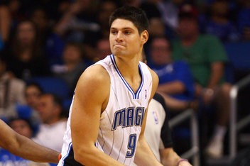 爆冷！广东狂输山西14分，进攻拉胯失误多，奎因首秀拉胯